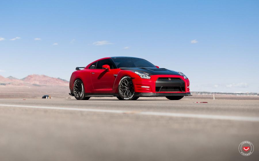  Nissan GT-R on Vossen Wheels (S17-01) 2017 года  (фото 8 из 8)